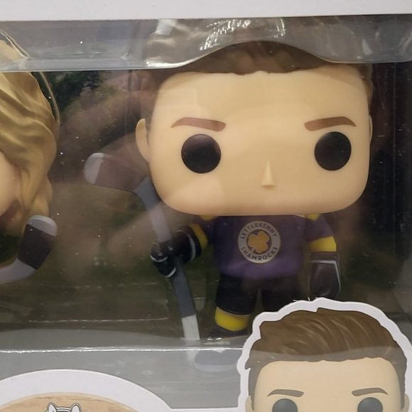 Letterkenny Reilly & Jonesy 2-Pack Funko Pops - Picture 8 of 8
